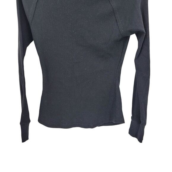 Y2K‎ Guess Black Long-Sleeve Thermal Knit Top Womens Sz M Gold Rhinestone Logo - Picture 9 of 12
